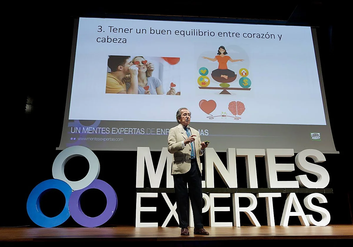 Enrique Rojas desvela en Málaga sus consejos para lograr la felicidad
