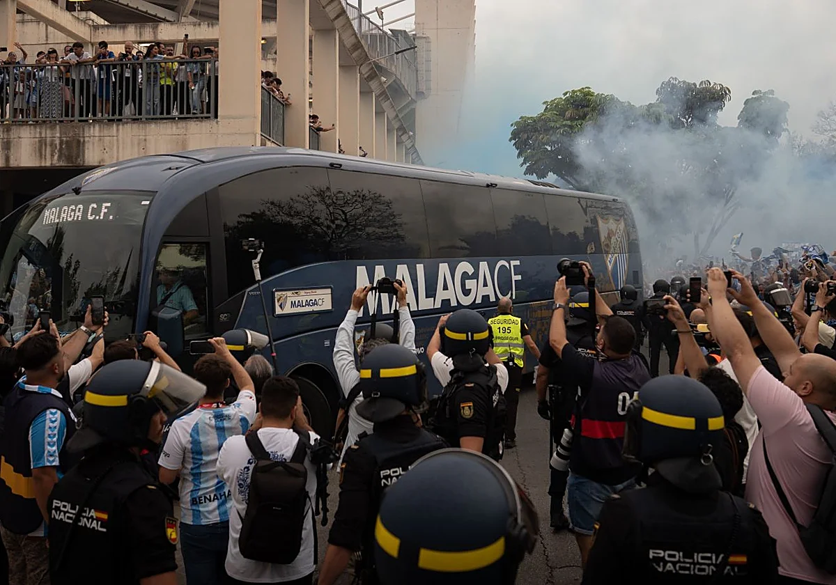 Más de cien policías vigilarán el Málaga-Almería, declarado de alto riesgo