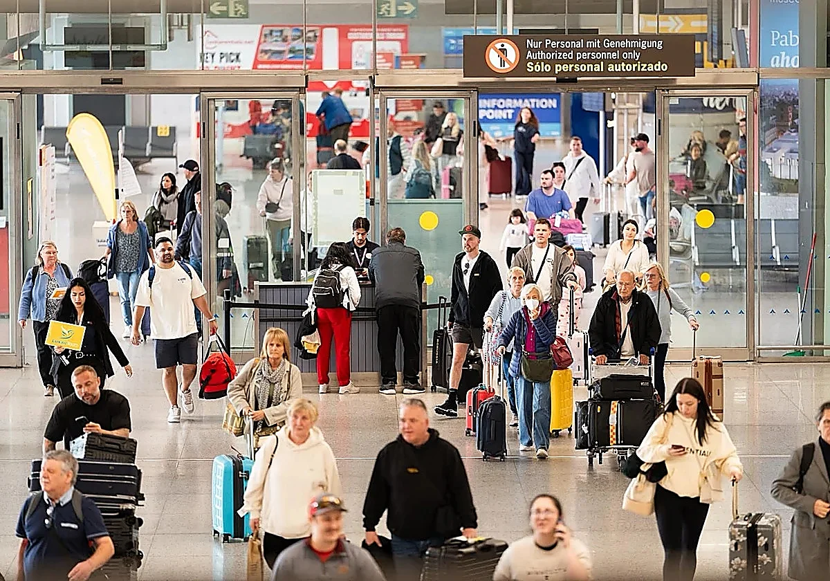 Malaga Airport breaks new record with ten million passengers in first five months of 2026