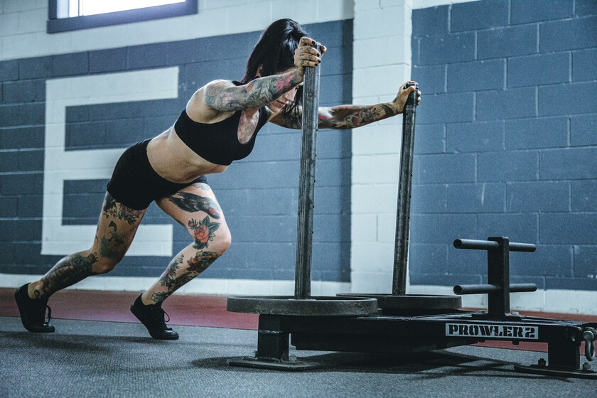 La fiebre del entrenamiento híbrido: qué dice la ciencia sobre mezclar CrossFit, Hyrox y running para ponerte 'mazas'