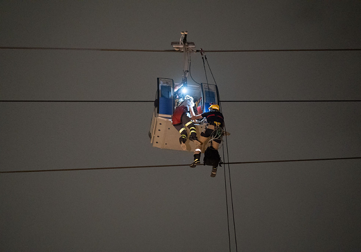 Emergency services test rescue response at Benalmádena cable car