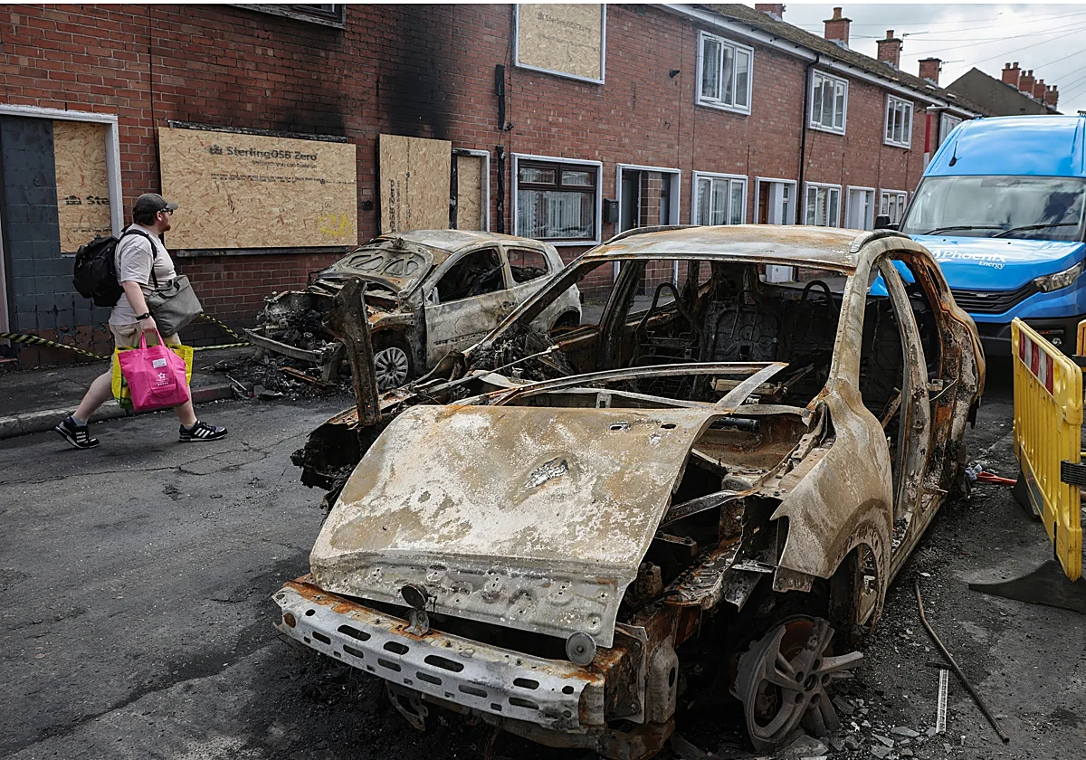 «Belfast parece una zona de guerra, pero aquí vive gente normal»