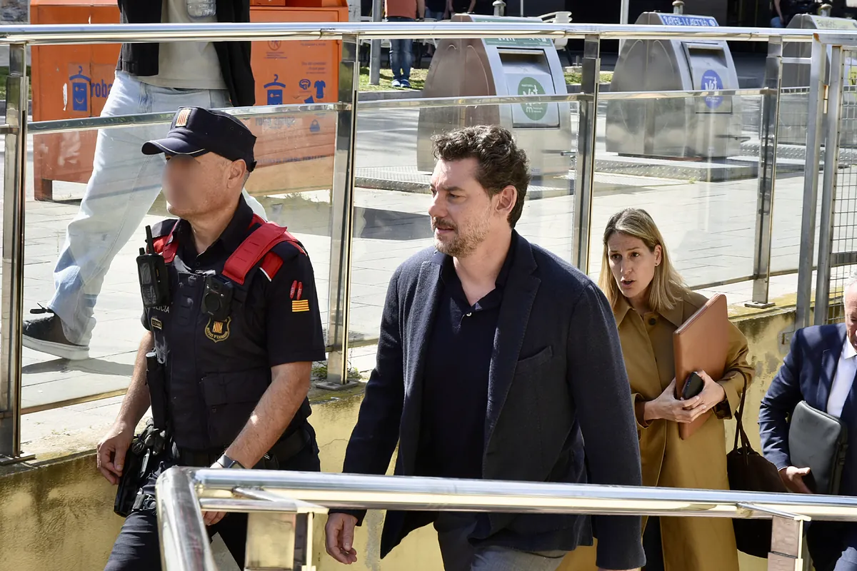 La defensa de Andic atribuye a una "metáfora" psicoanalítica su alusión a "matar" al padre