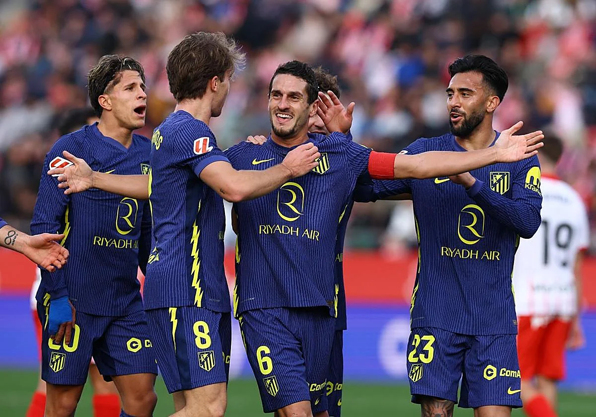 El Atlético aprovecha los regalos de Navidad del Girona para asaltar Montilivi