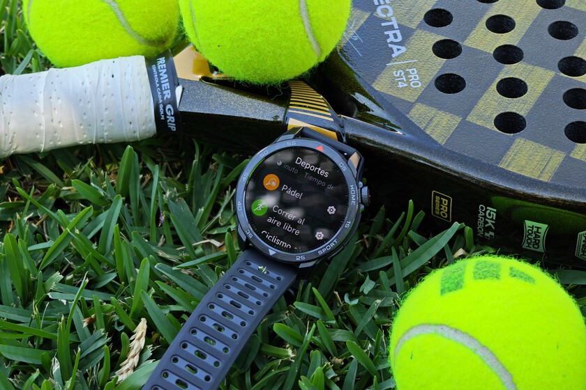 Pocos relojes están pensados por y para jugadores de pádel. Este es uno de ellos, y lo he probado