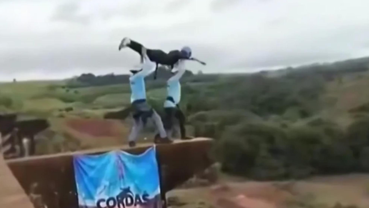 Muere una joven de 21 años al saltar al vacío sin cuerda durante una actividad de 'puenting'
