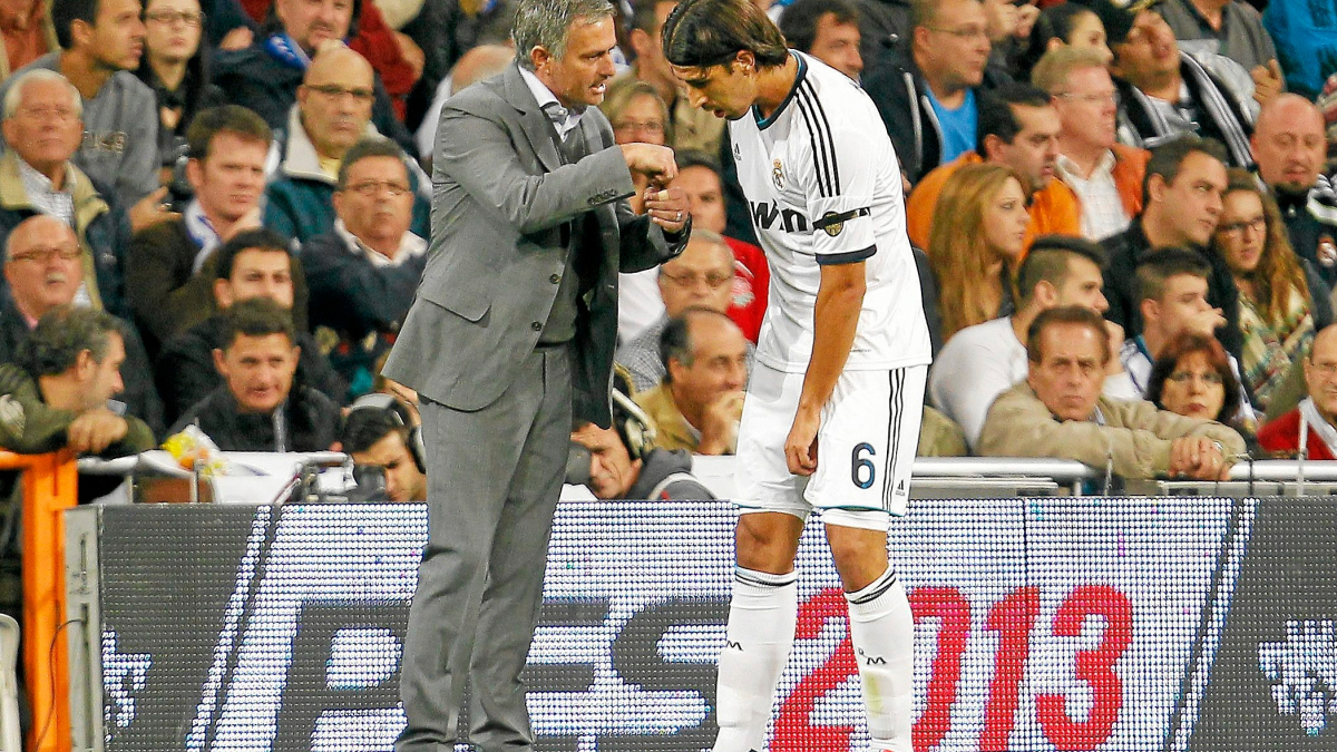 Khedira vuelve al Madrid de la mano de Mou