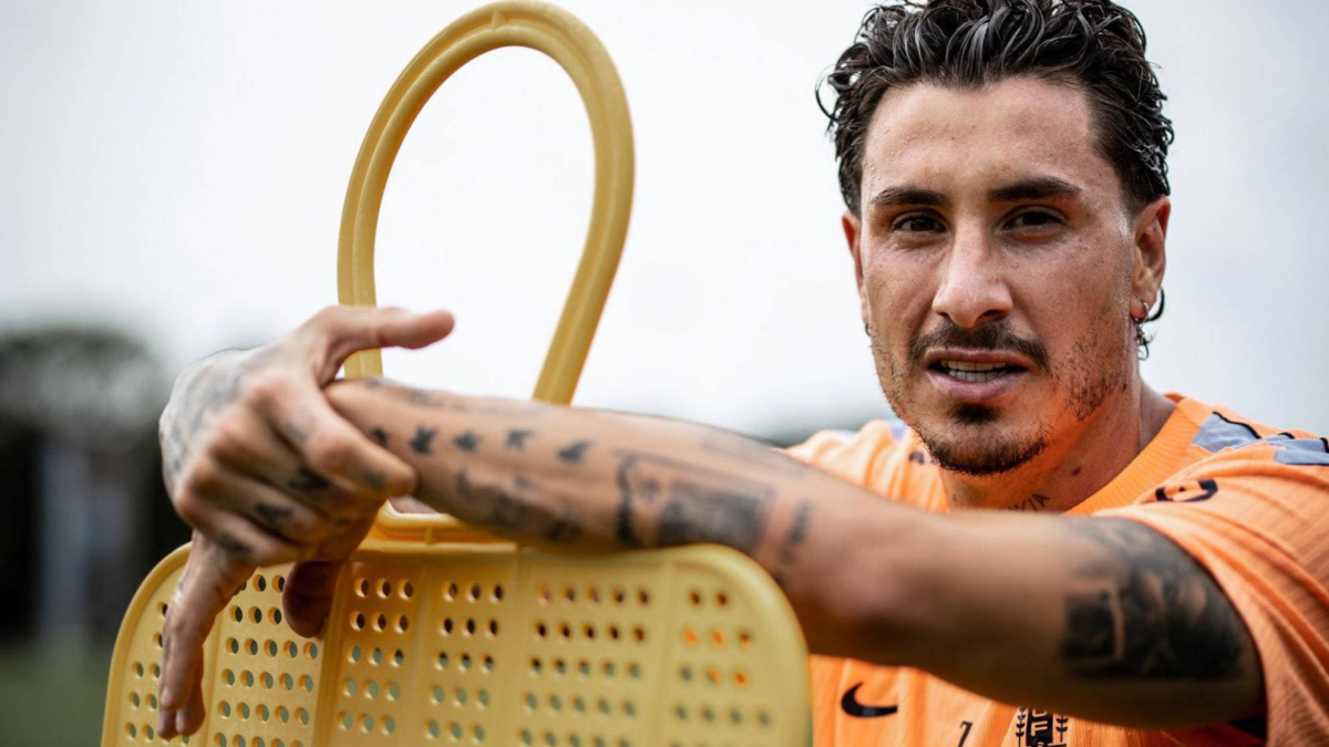 Giménez y su futuro en el Atlético: "Estaré dispuesto a escuchar lo que decidan"