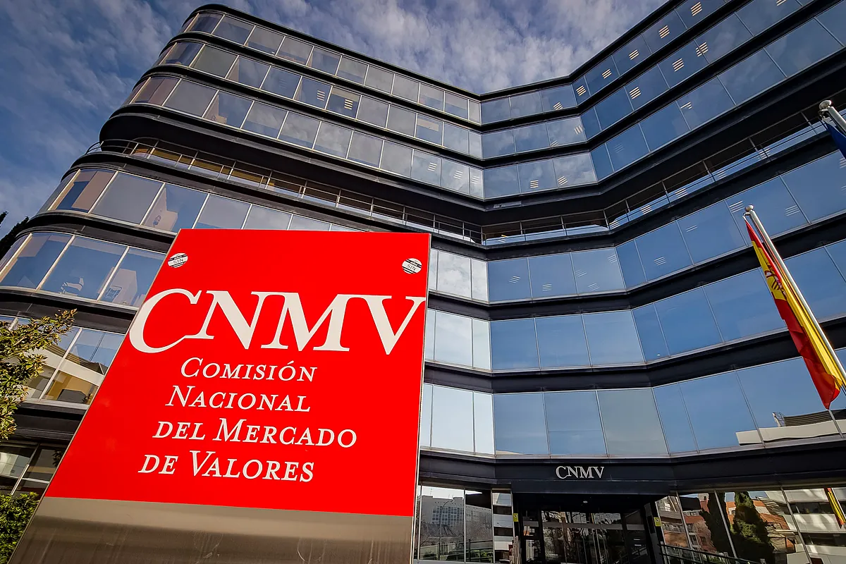 La CNMV advierte del nuevo escenario regulatorio en las criptos desde el 1 de julio