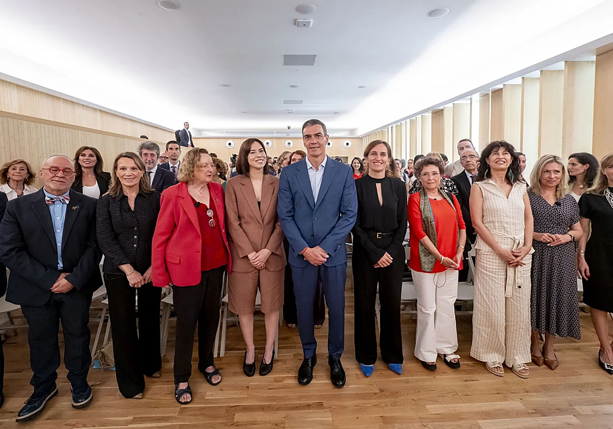 El Gobierno impulsa un plan para mejorar la investigación de las enfermedades que más afectan a las mujeres
