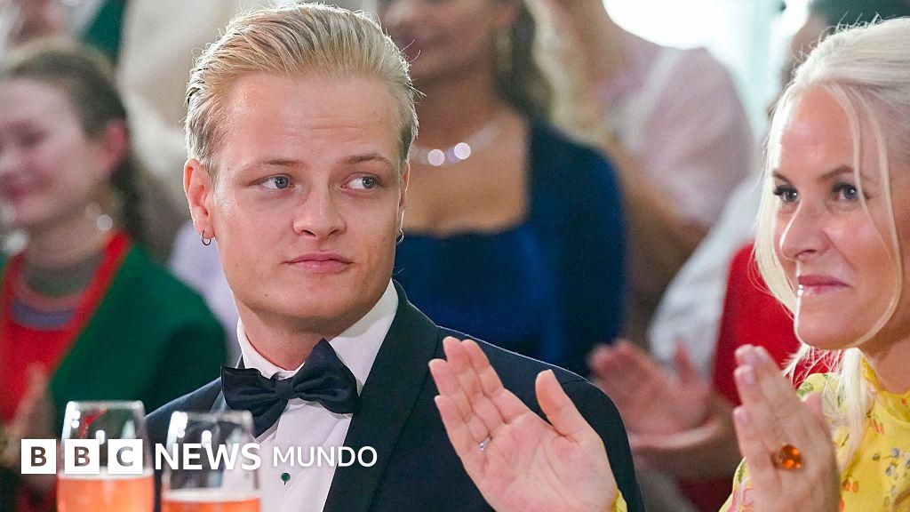 Condenan al hijo de la princesa heredera de Noruega, Mette-Marit, a 4 años de prisión por cargos de violación