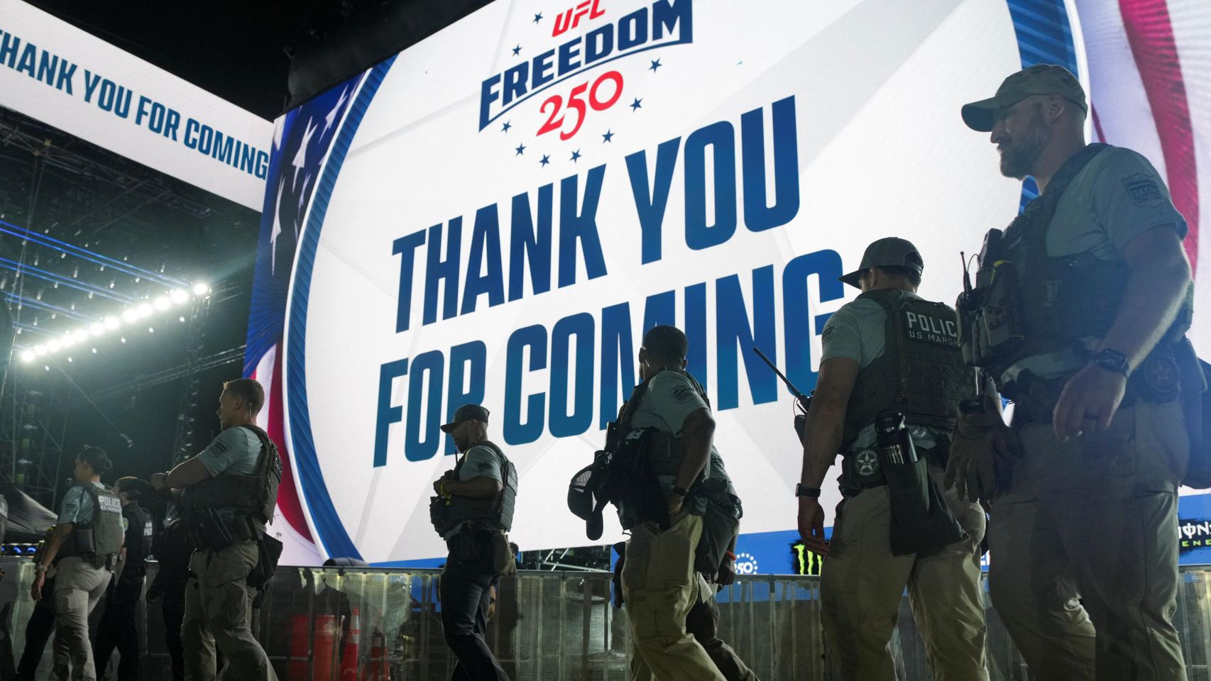 El FBI asegura que evitó un ataque contra el evento de la UFC en la Casa Blanca durante el cumpleaños de Trump