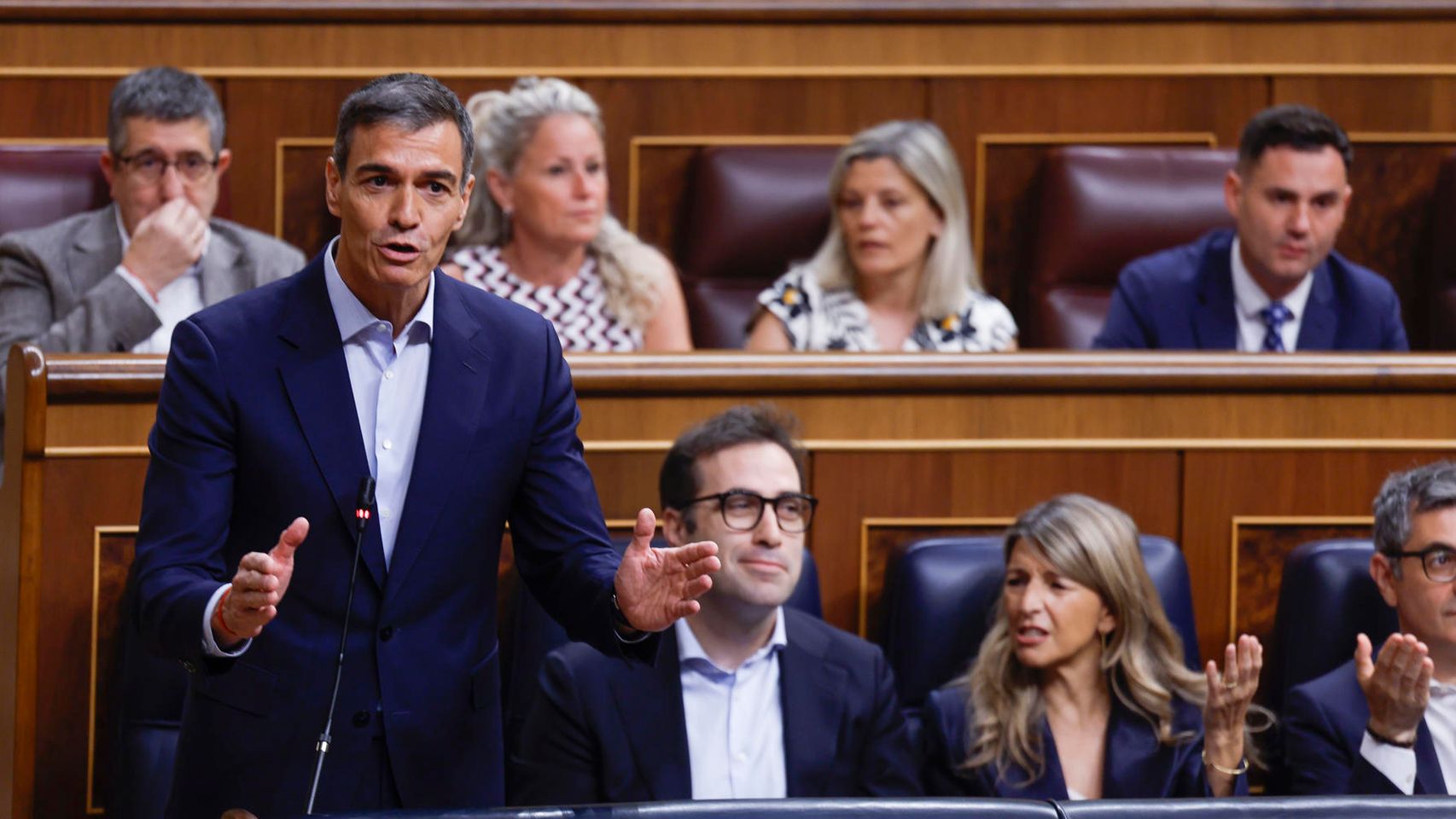Última hora política, en directo | Sánchez se enfrenta a un nuevo cara a cara con Feijóo en el Congreso con la presión en máximos para adelantar elecciones