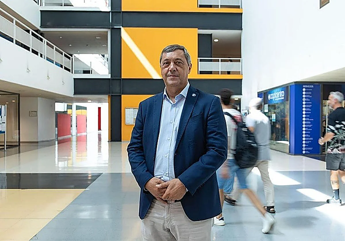 Teodomiro López: diálogo y cercanía para sacar a la UMA de la tempestad