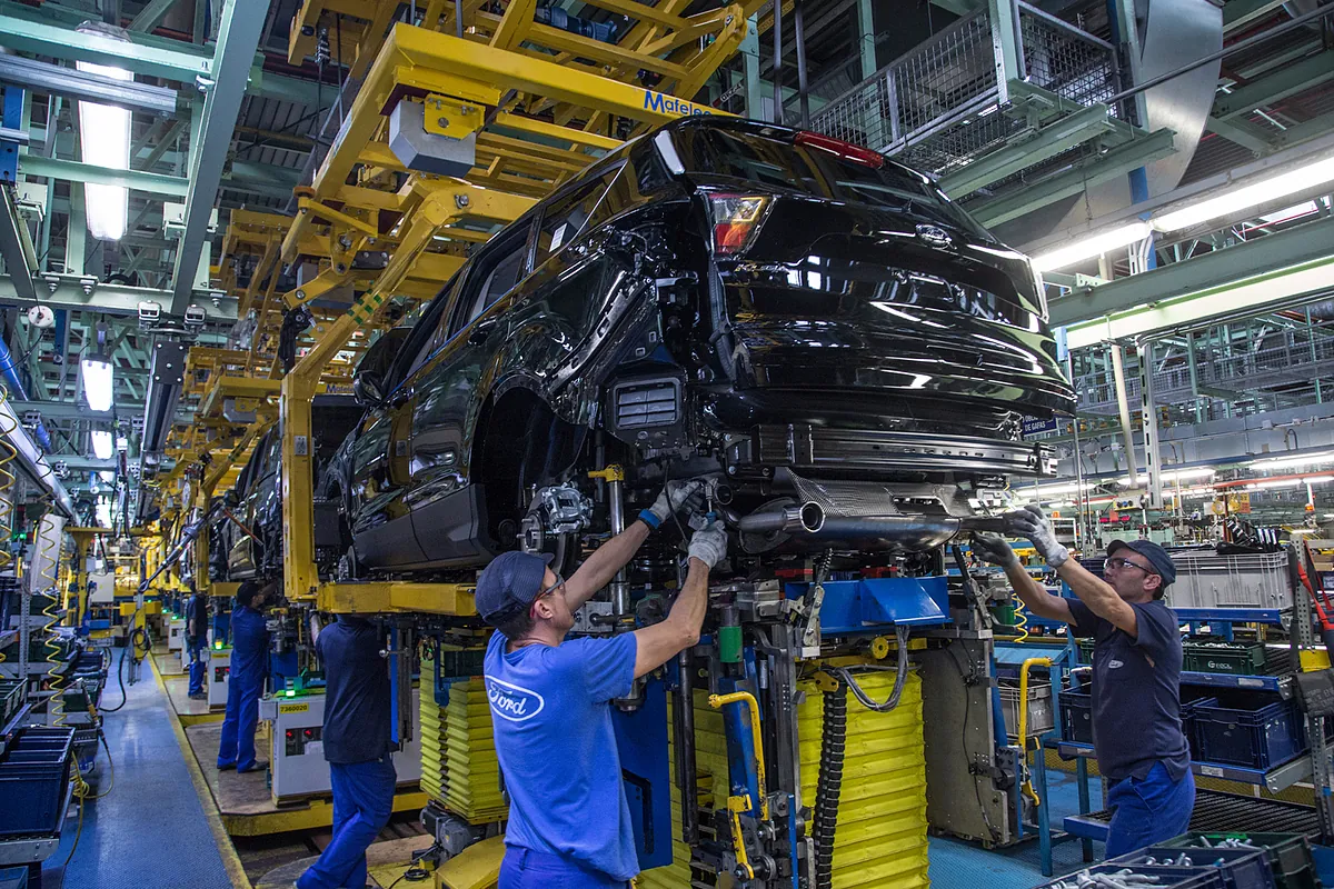 Ford ve "por encima de la realidad" la propuesta salarial de los sindicatos de Almussafes