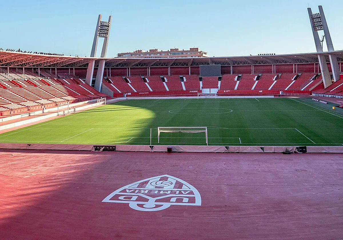 Dudas sobre dónde estarán ubicados los aficionados del Málaga sin entrada en Almería